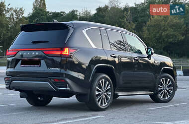 Позашляховик / Кросовер Lexus LX 2025 в 