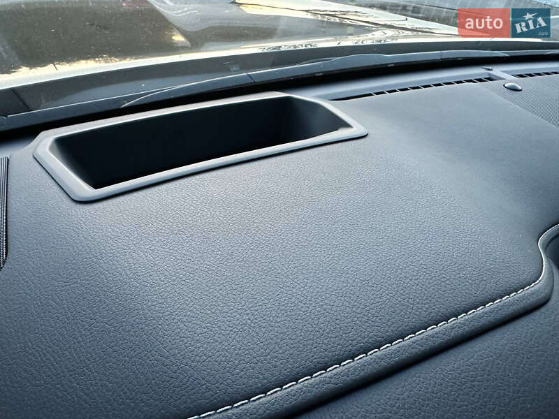 Позашляховик / Кросовер Lexus LX 2025 в Києві фото 39 Позашляховик / Кросовер Lexus LX 2025 в Києві