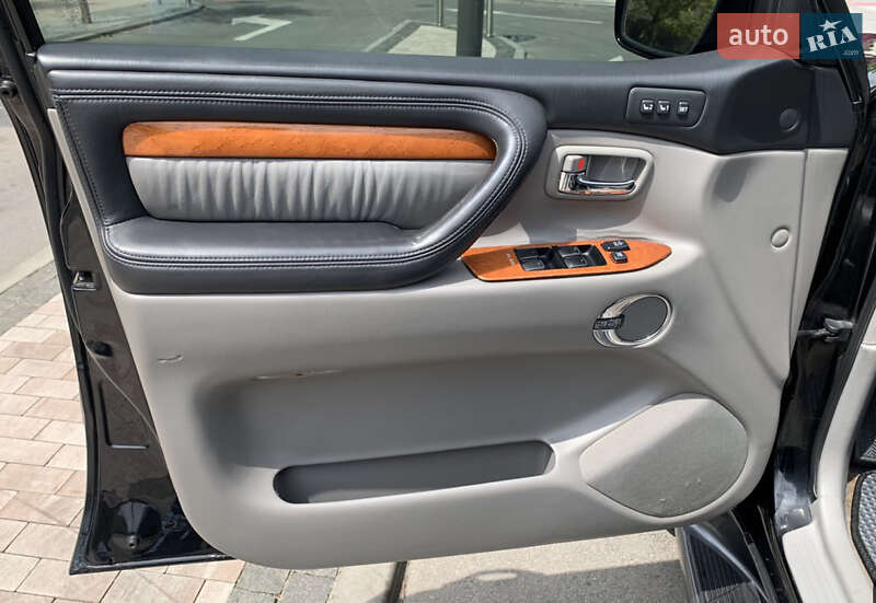 Позашляховик / Кросовер Lexus LX 2007 в Києві фото 27 Позашляховик / Кросовер Lexus LX 2007 в Києві