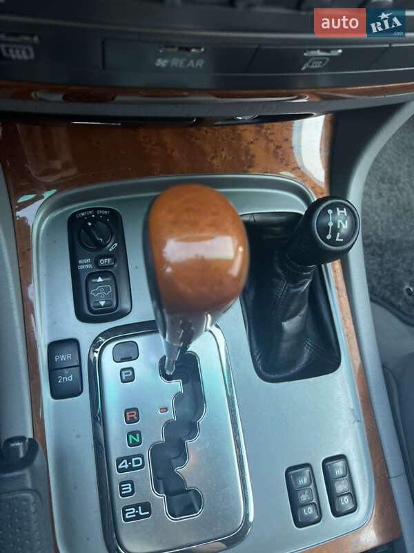 Внедорожник / Кроссовер Lexus LX 2007 в Черновцах