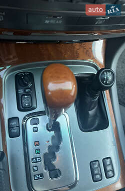 Позашляховик / Кросовер Lexus LX 2007 в 