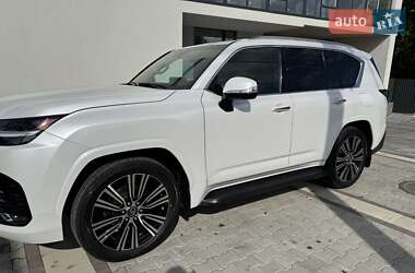Внедорожник / Кроссовер Lexus LX 2022 в 