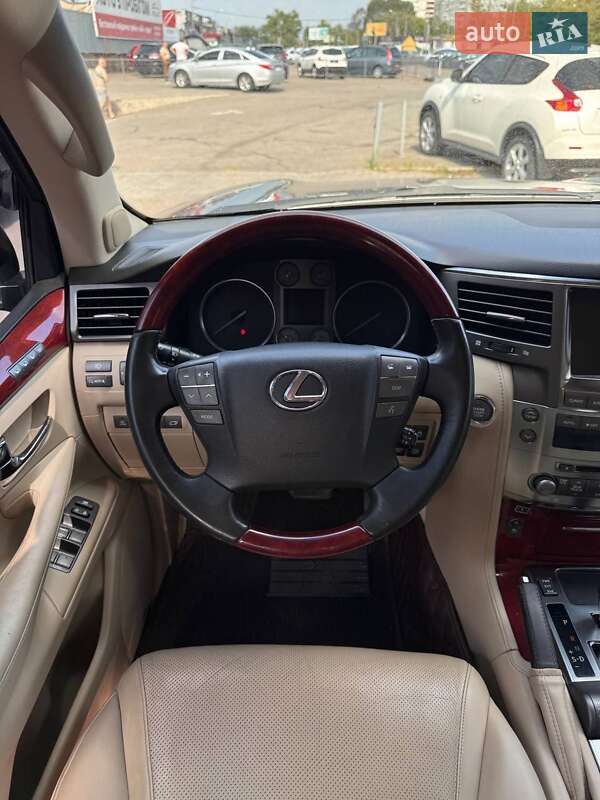 Внедорожник / Кроссовер Lexus LX 2008 в Киеве фото 11 Внедорожник / Кроссовер Lexus LX 2008 в Киеве