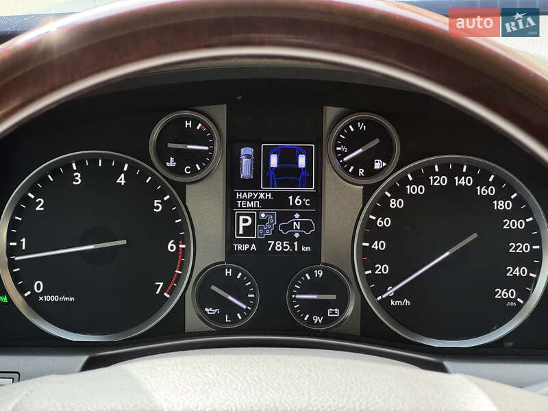 Позашляховик / Кросовер Lexus LX 2010 в Києві