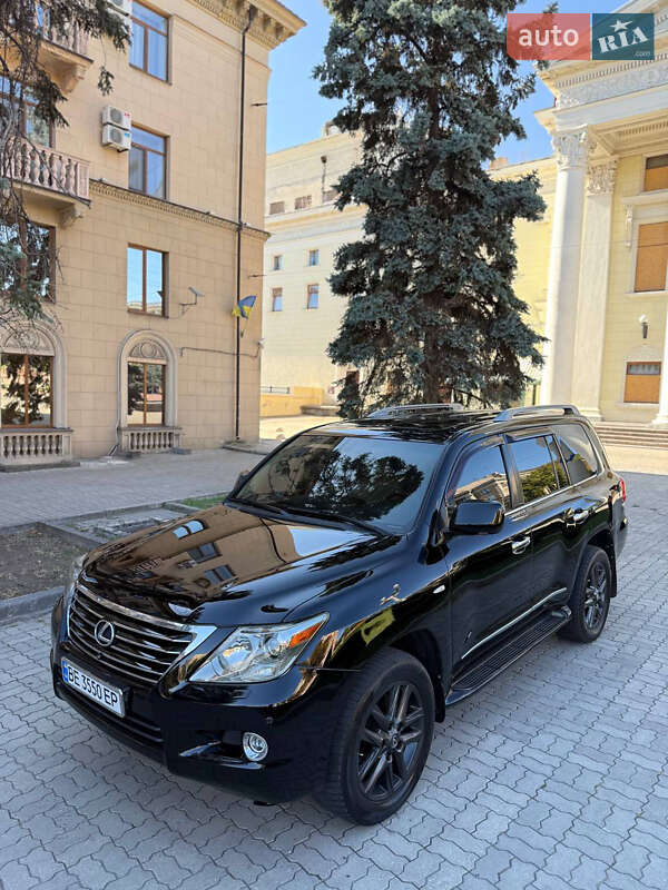 Внедорожник / Кроссовер Lexus LX 2008 в Днепре