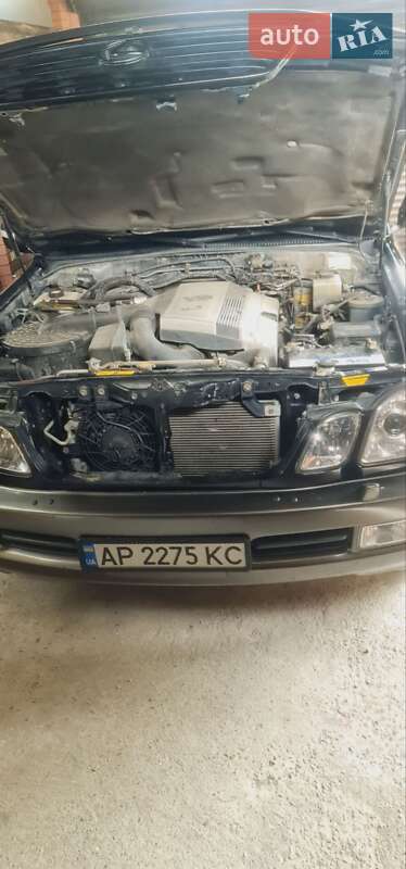 Внедорожник / Кроссовер Lexus LX 2002 в Запорожье