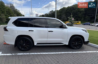 Внедорожник / Кроссовер Lexus LX 2019 в 