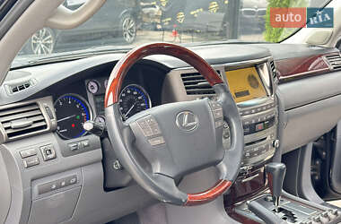 Внедорожник / Кроссовер Lexus LX 2010 в 