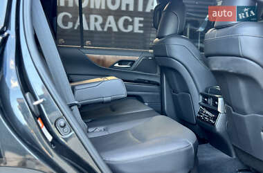 Внедорожник / Кроссовер Lexus LX 2022 в 