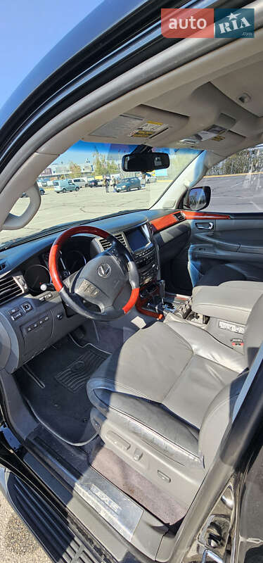 Позашляховик / Кросовер Lexus LX 2008 в Києві