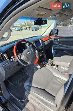 Внедорожник / Кроссовер Lexus LX 2008 в 