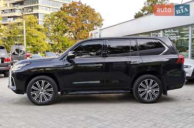 Позашляховик / Кросовер Lexus LX 2017 в 