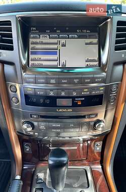 Внедорожник / Кроссовер Lexus LX 2011 в 