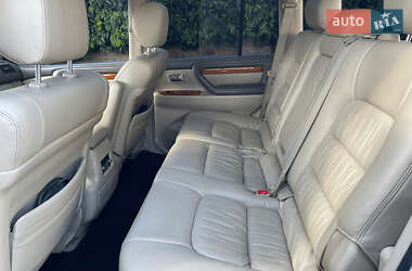 Внедорожник / Кроссовер Lexus LX 2006 в 