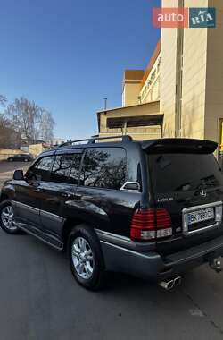 Внедорожник / Кроссовер Lexus LX 2005 в 