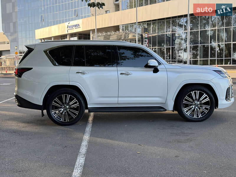 Позашляховик / Кросовер Lexus LX 2022 в Києві