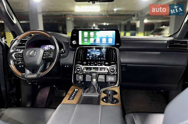 Внедорожник / Кроссовер Lexus LX 2022 в 