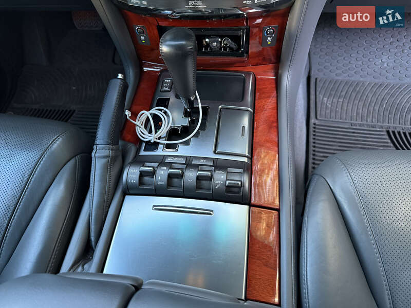 Позашляховик / Кросовер Lexus LX 2008 в Києві фото 21 Позашляховик / Кросовер Lexus LX 2008 в Києві