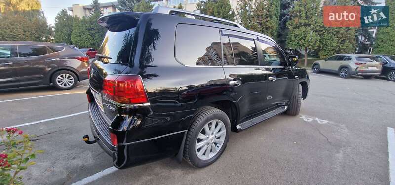 Внедорожник / Кроссовер Lexus LX 2011 в Киеве