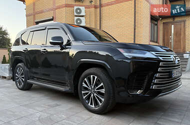 Внедорожник / Кроссовер Lexus LX 2023 в 