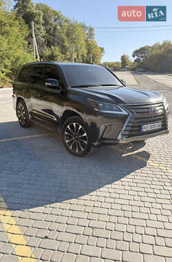 Позашляховик / Кросовер Lexus LX 2020 в 