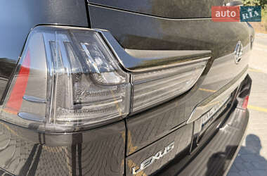 Позашляховик / Кросовер Lexus LX 2020 в 