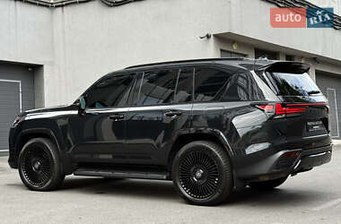 Позашляховик / Кросовер Lexus LX 2022 в 