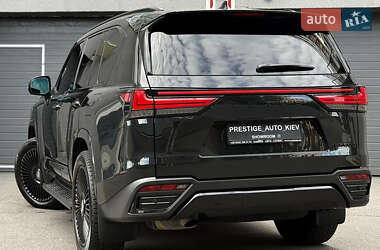 Позашляховик / Кросовер Lexus LX 2022 в 