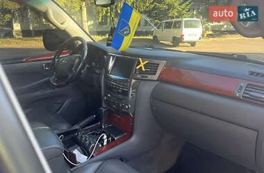 Внедорожник / Кроссовер Lexus LX 2008 в 