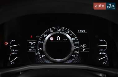 Позашляховик / Кросовер Lexus LX 2021 в 