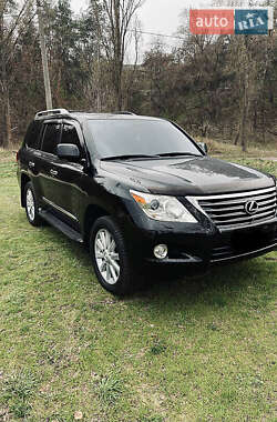Lexus LX 2008