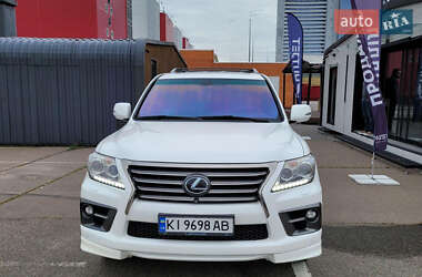 Lexus LX 2013