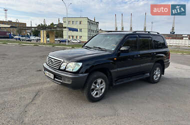 Внедорожник / Кроссовер Lexus LX 2005 в 