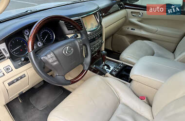 Внедорожник / Кроссовер Lexus LX 2008 в 