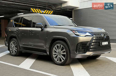 Позашляховик / Кросовер Lexus LX 2022 в 