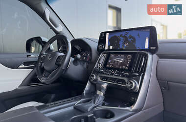 Внедорожник / Кроссовер Lexus LX 2023 в 