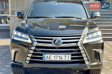 Внедорожник / Кроссовер Lexus LX 2017 в 