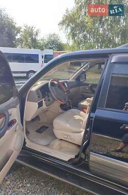 Позашляховик / Кросовер Lexus LX 2004 в 
