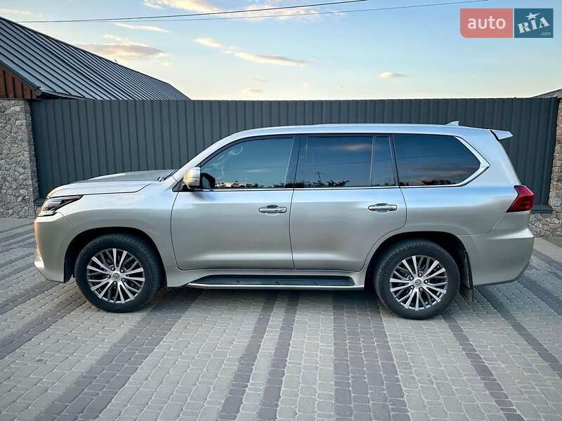 Позашляховик / Кросовер Lexus LX 2017 в Білій Церкві