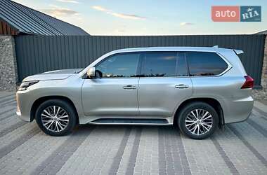 Внедорожник / Кроссовер Lexus LX 2017 в 