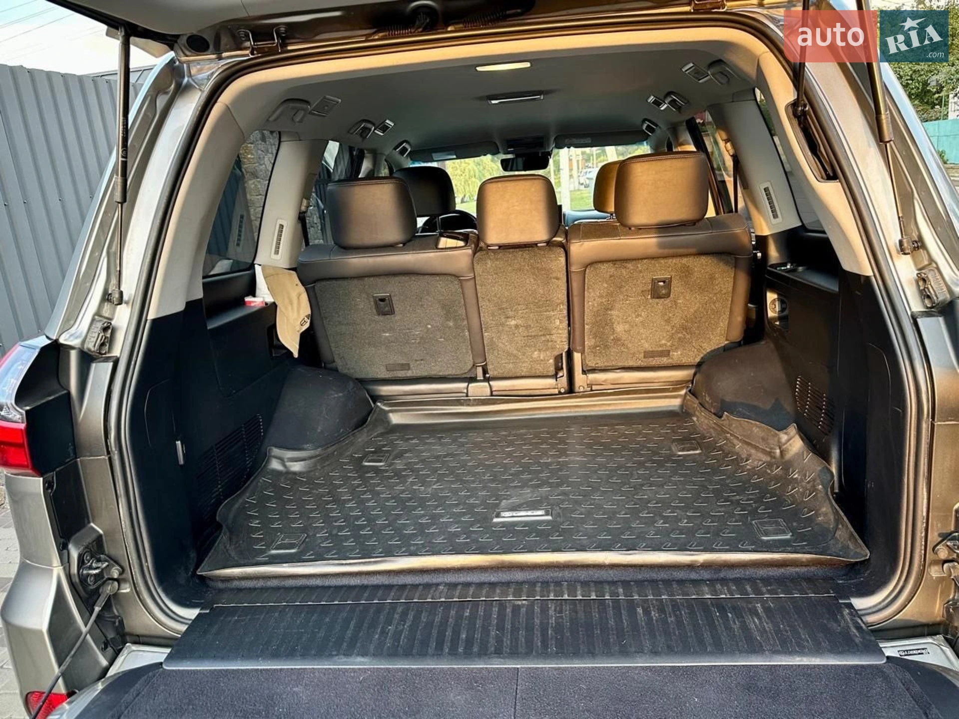 2017 Lexus LX - мініатюра 45