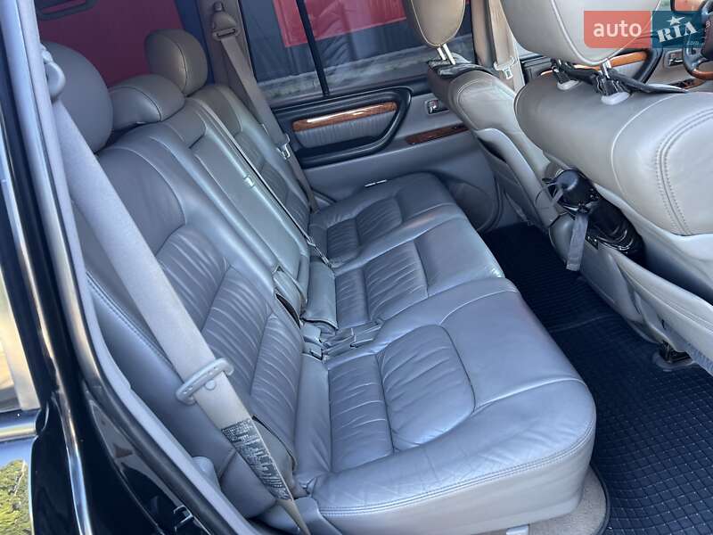 Внедорожник / Кроссовер Lexus LX 2005 в Кропивницком