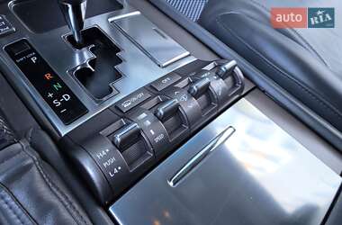 Внедорожник / Кроссовер Lexus LX 2009 в 