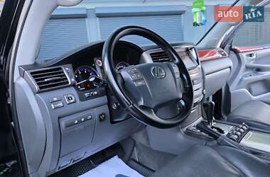 Внедорожник / Кроссовер Lexus LX 2009 в 