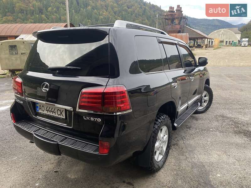 Внедорожник / Кроссовер Lexus LX 2008 в Тячеве