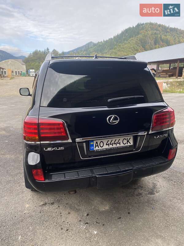 Внедорожник / Кроссовер Lexus LX 2008 в Тячеве