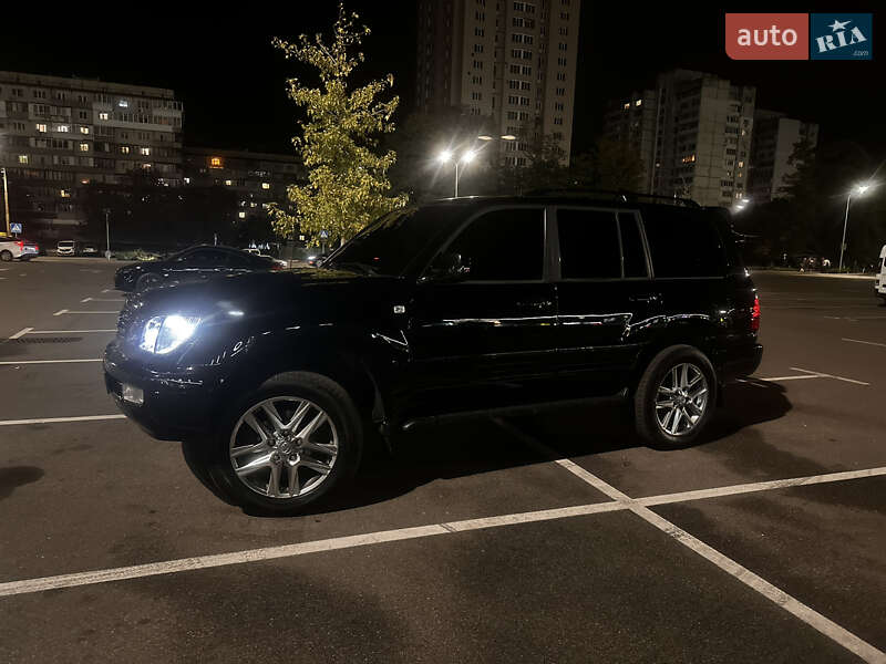 Позашляховик / Кросовер Lexus LX 2005 в Києві