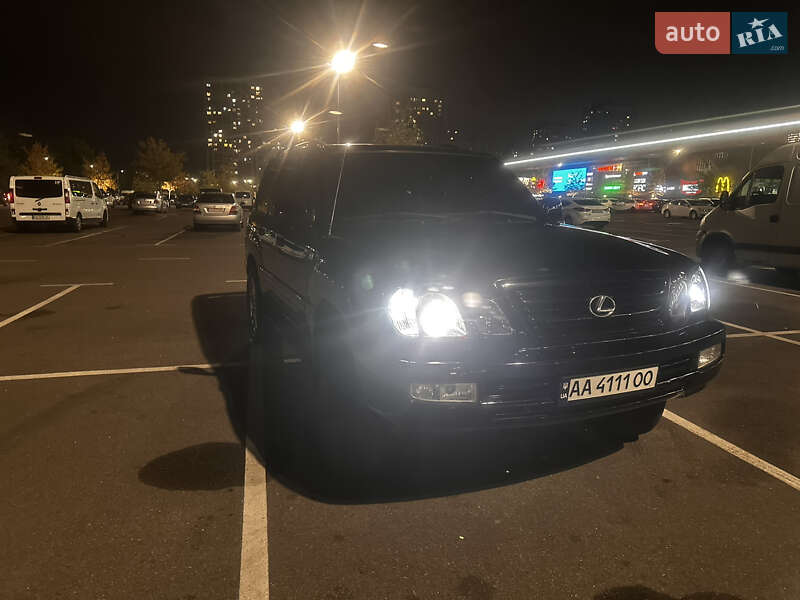 Позашляховик / Кросовер Lexus LX 2005 в Києві