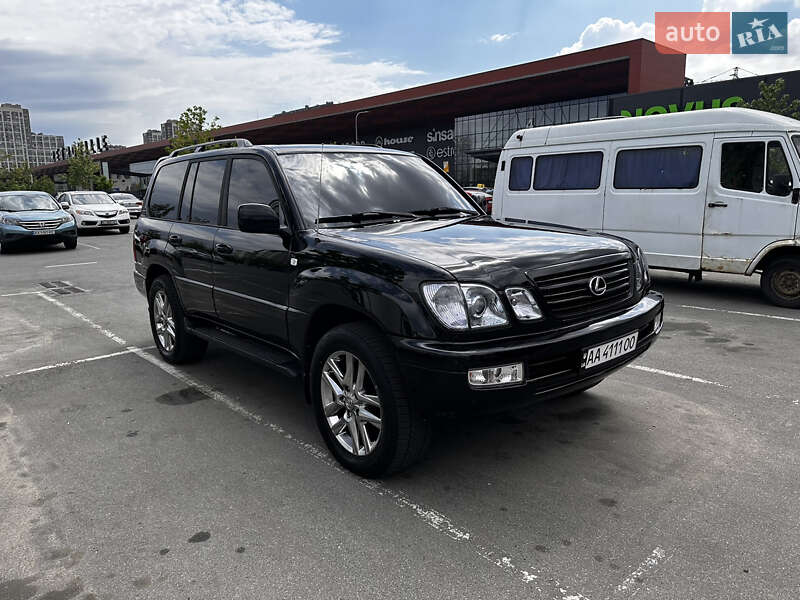Позашляховик / Кросовер Lexus LX 2005 в Києві