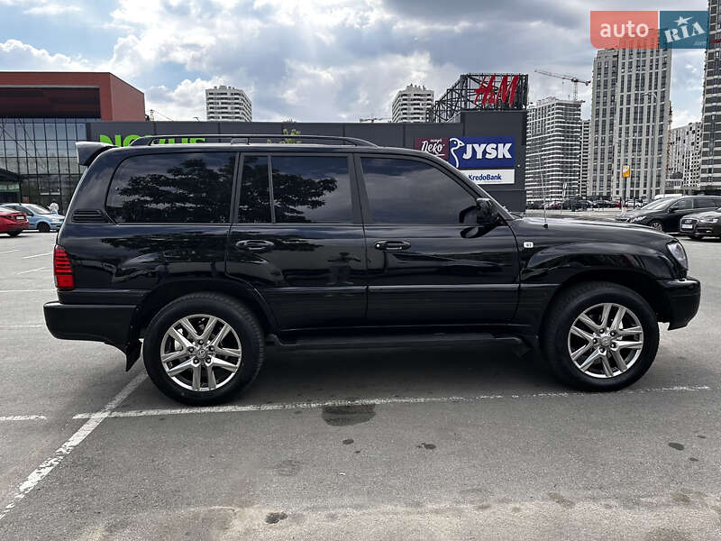 Позашляховик / Кросовер Lexus LX 2005 в Києві